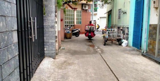 Bán nhà đẹp Thiên Phước Tân Bình, 5 tầng mới 32m2 giá chỉ 3.95 tỷ