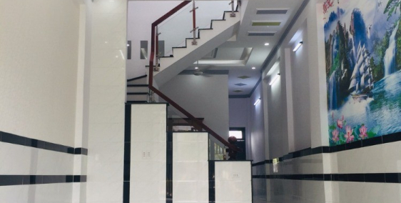 chính chủ bán nhà sổ riêng gần chợ tân phước khánh