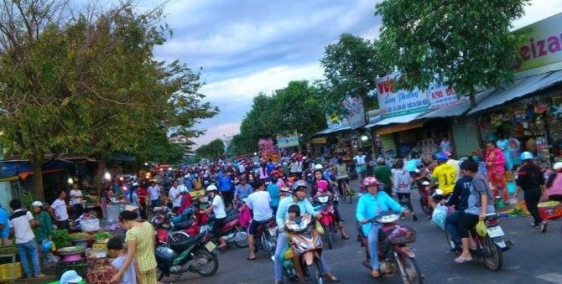 Bán gấp lô đất mặt tiền quộc lộ 14 ,txa Bến Cát, BD.chỉ 258tr/nền