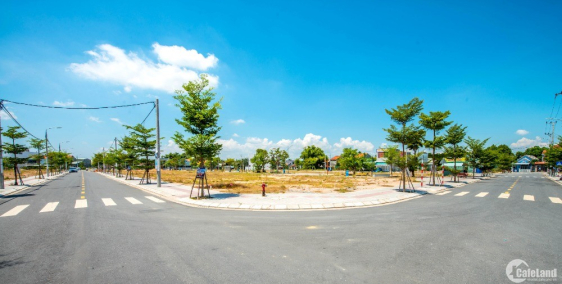 Sổ đỏ trao tay tậu ngay nhà mới, ngay trạm thu phí quốc lộ 1A