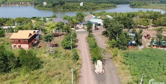 Cần bán gấp lô đất sau cổng trung tâm hành chính