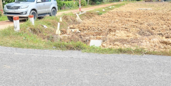 Đất mặt tiền nhựa, cách quốc lộ 22, cầu vượt xuyên á chỉ 900m