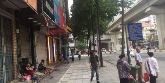 Cần bán gấp lô góc 3 mặt tiền 90m2 mặt phố Quang Trung, Hà Đông. Kinh doanh cực