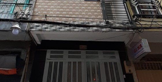 Chính chủ cần bán. Nhà mới. Full nội thất. Trung tâm Quận 4. Giá: 4.3 tỷ