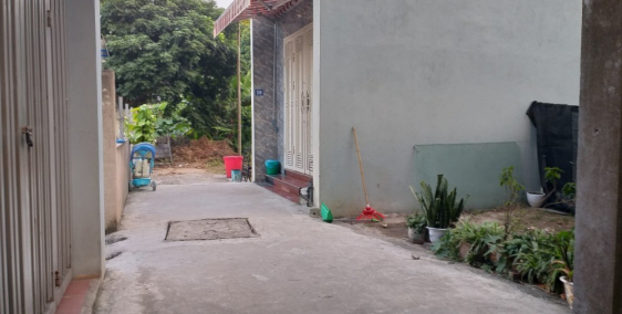 Siêu rẻ 57m2  thôn nguyên khê - đông anh đường 3m , giá chỉ 820 triệu LH -