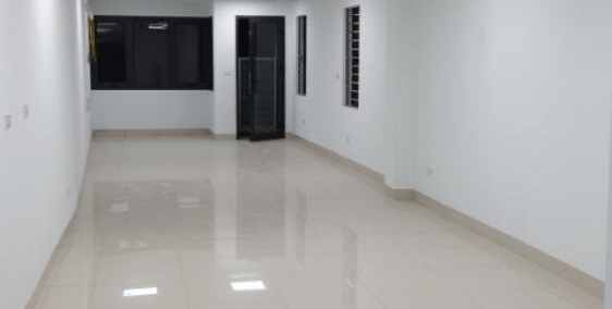 Cho thuê nhà mặt phố ngã 4 Phạm Văn Đồng, quận Bắc Từ Liêm, Hà Nội