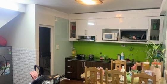 Bán gấp nhà đẹp phố Quan Nhân 33m2 5 tầng full nội thất, gần phố.