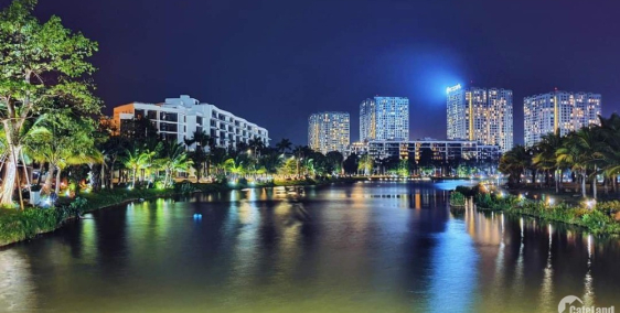 Vị trí siêu đắc địa nhà phố ôm trọn vịnh 100% mặt hồ Aquabay tại Ecopark, CK cao