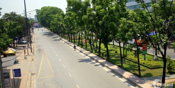 Bán gấp toà nhà mặt phố Hoàng Quốc Việt. Kinh đỉnh - cho thuê 50tr/tháng.