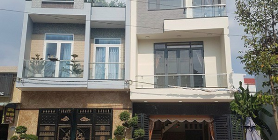 Bán nhà mặt tiền buôn bán sau chợ dĩ an,bình dương,65m2