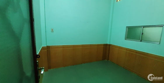 Bán nhà hẻm 3.5m Quận 10, Cách Mạng Tháng Tám 33,6 m2 chỉ 3.2 tỷ.