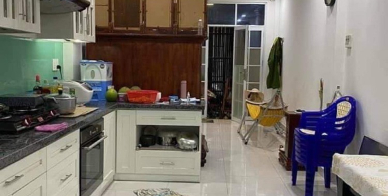 Quận 3 - 42M2 – Ngay vòng xoay – Sổ vuông vức – Chỉ 7.5 Tỷ