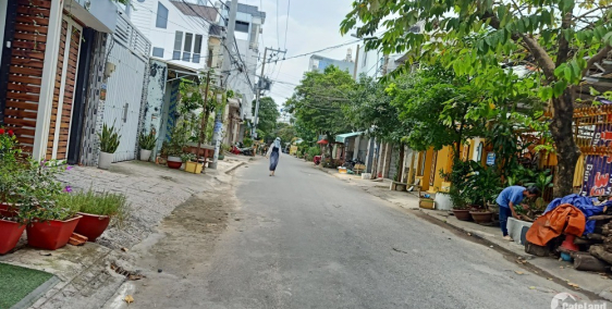 Nhà đẹp 1 trệt 1 lầu giá  3.9 tỷ - 80 m2 - hẻm ô tô 7 chổ quay đầu, nhiều tiện ích