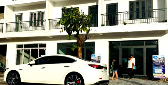 nhà mặt tiền trung tâm thành phố vĩnh long