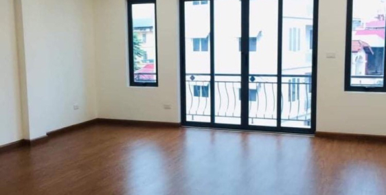 Bán nhà Ba Đình - Đường Bưởi ngõ ô tô,nhà có gara và thang máy giá 9.9 tỷ