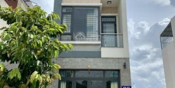 Chính chủ cần bán căn nhà 1 trệt 2 lầu 3tỷ6 có thương lượng, sổ sẵn bao nội thất