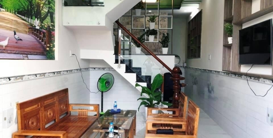 Gần Tết kẹt tiền cần bán gấp căn nhà phố giá rẻ