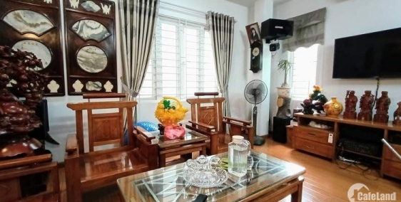 Bán nhà Bạch Mai, 35m2 5 tầng, gần ôtô tránh, ở ngay, nhỉnh 3 tỷ