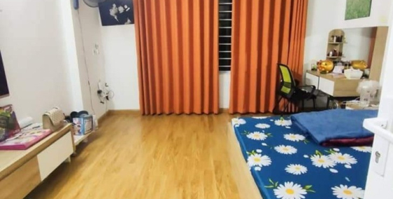 Bán nhà mới 36m2*5T, nội thất tuyệt đỉnh, 3 gác đỗ cửa, phố GIÁP BÁT giá 3.6 tỷ.