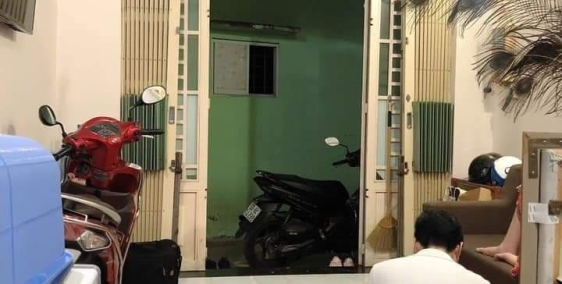 Bán nhà hẻm 91 Hòa Hưng, Quận 10, SIÊU RẺ, 3 lầu 3pn, giá chỉ 2.5 tỷ