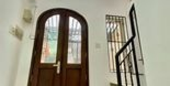 Bán gấp nhà Nguyễn Tri Phương, khu vực Vàng Quận 10, chỉ 6.38 tỷ.