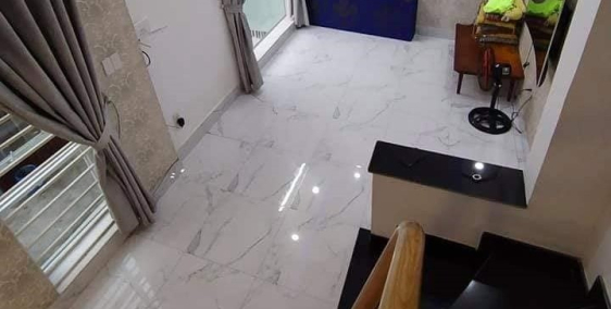 Quận 5 sát Quận 1 - Nguyễn Văn Cừ - 2.8 tỷ - 4 tầng - 6 phòng ngủ