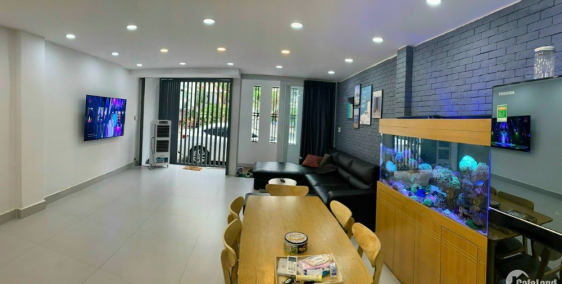 Nhà mặt tiền tuyệt đẹp đường số Lý Phục Man, 5,7 tỷ