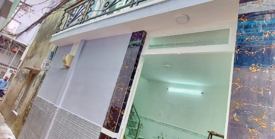 Bán nhà đẹp, 1 lầu, hẻm 282 Ba Đình P10 Q8 (cách MT 1 căn)