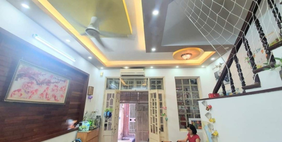 50m, Hàm nghi, phân lô, ô tô chạy vào ra, ngõ thẳng mà sạch sẽ chỉ 5ty950