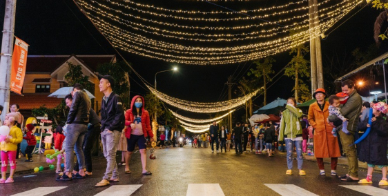 Đất khu dân cư mới tại dynamic center gần QL1a_sổ đỏ trao tay