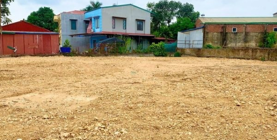 350tr 1 lô đất thuộc quan triều