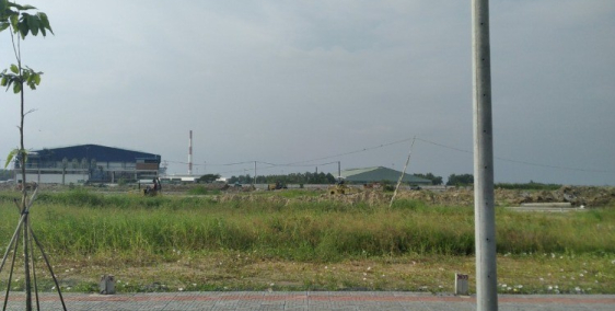 4 nền liền kề nằm cạnh công viên, mặt tiền 5m mỗi nền giá lộ giới 14m