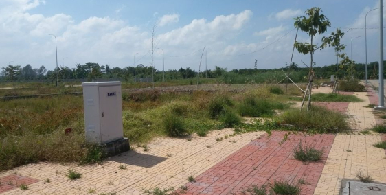 tôi bán nền 80m2 (5*16m) ngay khu công nghiệp Hậu Giang, gần Cảng Cái Cui.