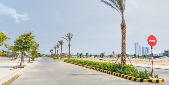 Cần bán lô đất ven biển Nam Đà Nẵng dọc sông.