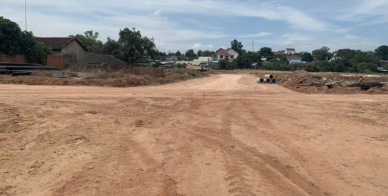 đất tp Thủ Dầu Một 100% thổ cư, mặt tiền ngay nút giao Bùi Ngọc Thu và Nguyễn Th