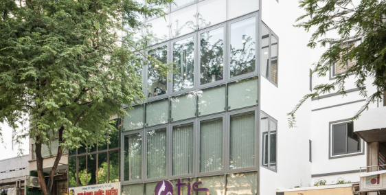 Bán nhà MT Nguyễn Thái Bình, Đa Kao, Quận 1, 4  tầng,DT 6 x12, gần HTV, kinh