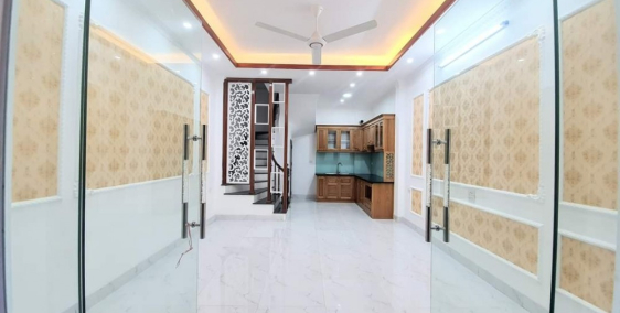 Giảm Sốc , Vĩnh Tuy , 5t , 4m Mặt Tiền , Oto Đỗ 20m Nhỉnh 3 Tỷ