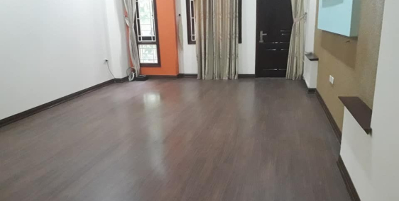 Cho thuê nhà tại Ngõ THÁI HÀ, 65m2x5T, có hầm để xe, thông tầng, giá tốt