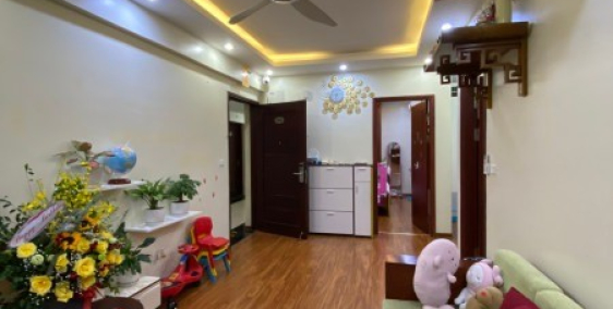 Chuyển nhà cần bán gấp CH Green Stars 66,8m2 2PN 2,09 tỷ. LH 0932246626