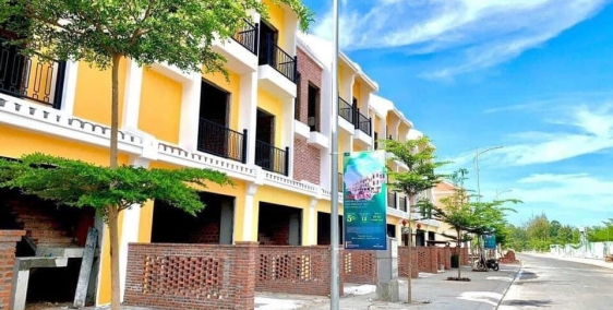 Bán nhà 3 tầng mới xây khu đô thị TTTP Hội An, sổ đỏ cầm tay nhận nhà ở ngay