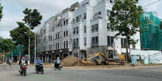 Bán shop house mặt tiền đường 25m, 5*22, 4 tầng.giá gốc 6.3 tỷ