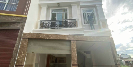 Bán Gấp Nhà Đẹp Mới Xây, Khu Dân Cư Đông Đúc