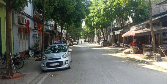 Nhà mặt phố Hoàng Hoa Thám 36m2,MT rộng,lô góc,giá sốc 5.9tỷ