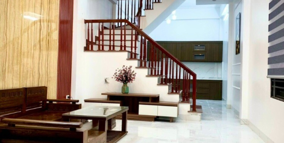 Bán nhà 3 tầng phố Ỷ Lan, Ngọc Châu 46.3m2, hướng Tây, 1 tỷ 650, nhà đẹp