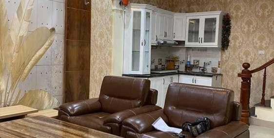 Bán nhà 5 tầng siêu đẹp, khu vực gần trung tâm chợ mơ Hà Nội