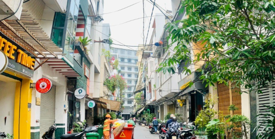 Chính Chủ Cần bán Nhà hẽm 135/50 Trần Hưng Đạo, Phường Cầu Ông Lãnh, Quận 1