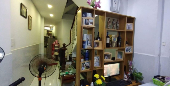 Bán nhà đường Sư Vạn Hạnh Quận 10, 4 tầng gần 40m2 giá bèo nhất chỉ 4.95 tỉ