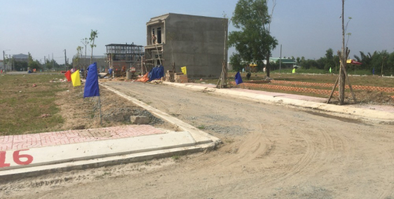 Đất Nền Cần Đước 76m², SHR, BCC