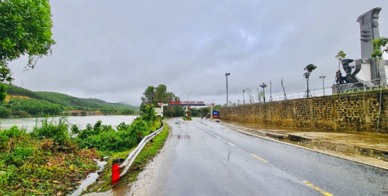 Mặt tiền chợ thị trấn Khâm Đức sổ đỏ vĩnh viễn