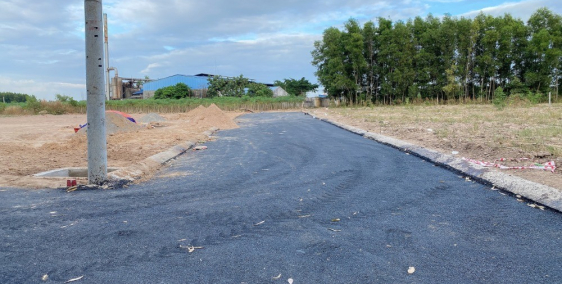Mặt tiền đường nhựa Mỹ Xuân Tóc Tiên sỉ 13 lô